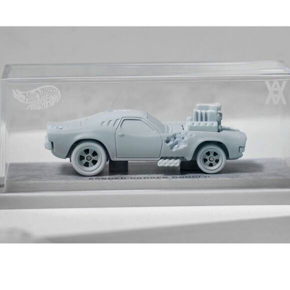 Mattel Creations Hot Wheels x Daniel Arsham Eroded Rodger Dodger HPJ28-9993 New